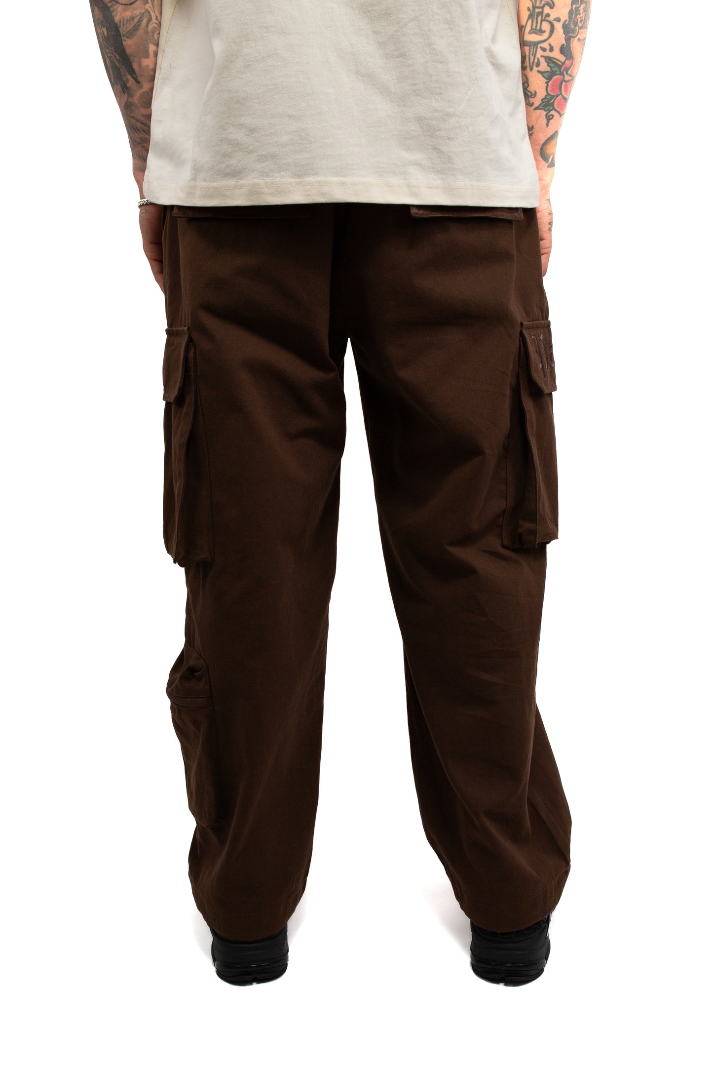 Triple Pocket Cargo Pant / Brown